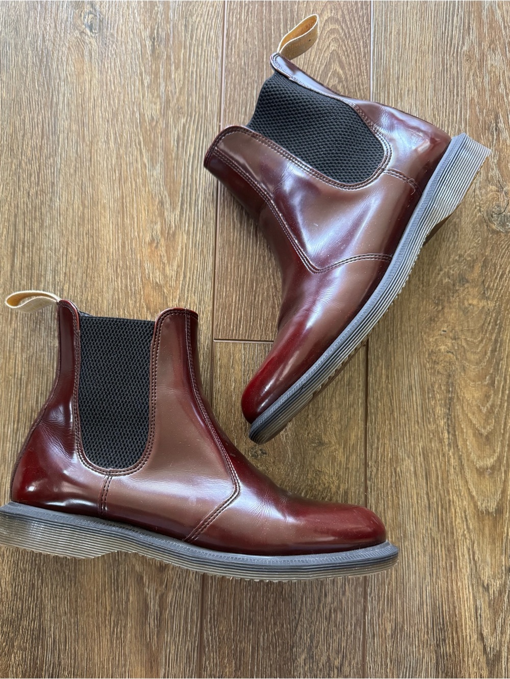 Dr Martens Vegan Chelsea Boots in Burgundy